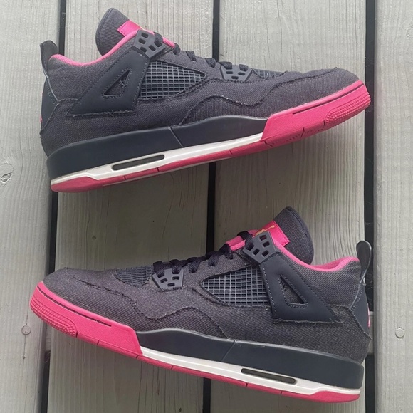 Jordan Women's Sneakers in Gray and Pink - Picture 1 of 12
